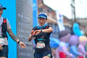 BIB: 5134
                            <button type="button" onclick="openModal(24884679)" class="btn btn-primary btn-sm float-right btn-popup" data-toggle="modal" data-target=".modal-high-quality">
                        <i class="fas fa-shopping-cart"></i> Add to Cart
                    </button>
                                            <button type="button" onclick="isThisMe(24884679, true)" class="btn btn-success btn-sm float-right btn-popup btn-isme hidden" data-toggle="tooltip" data-placement="bottom" title="นี่คือรูปของคุณใช่ไหม คลิกที่นี่เพื่อเอาเข้าอัลบั้ม">
                        <i class="fas fa-plus"></i> Add to album
                    </button>
                    <button type="button" onclick="isThisMe(24884679, false)" class="btn btn-warning btn-sm float-right btn-popup btn-isnotme hidden">
                        <i class="fas fa-ban"></i> Remove from album
                    </button>